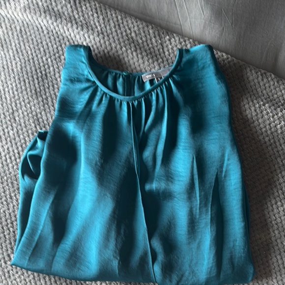 Vince emerald green long sleeve blouse w/split front drape jewel tone - Picture 4 of 7